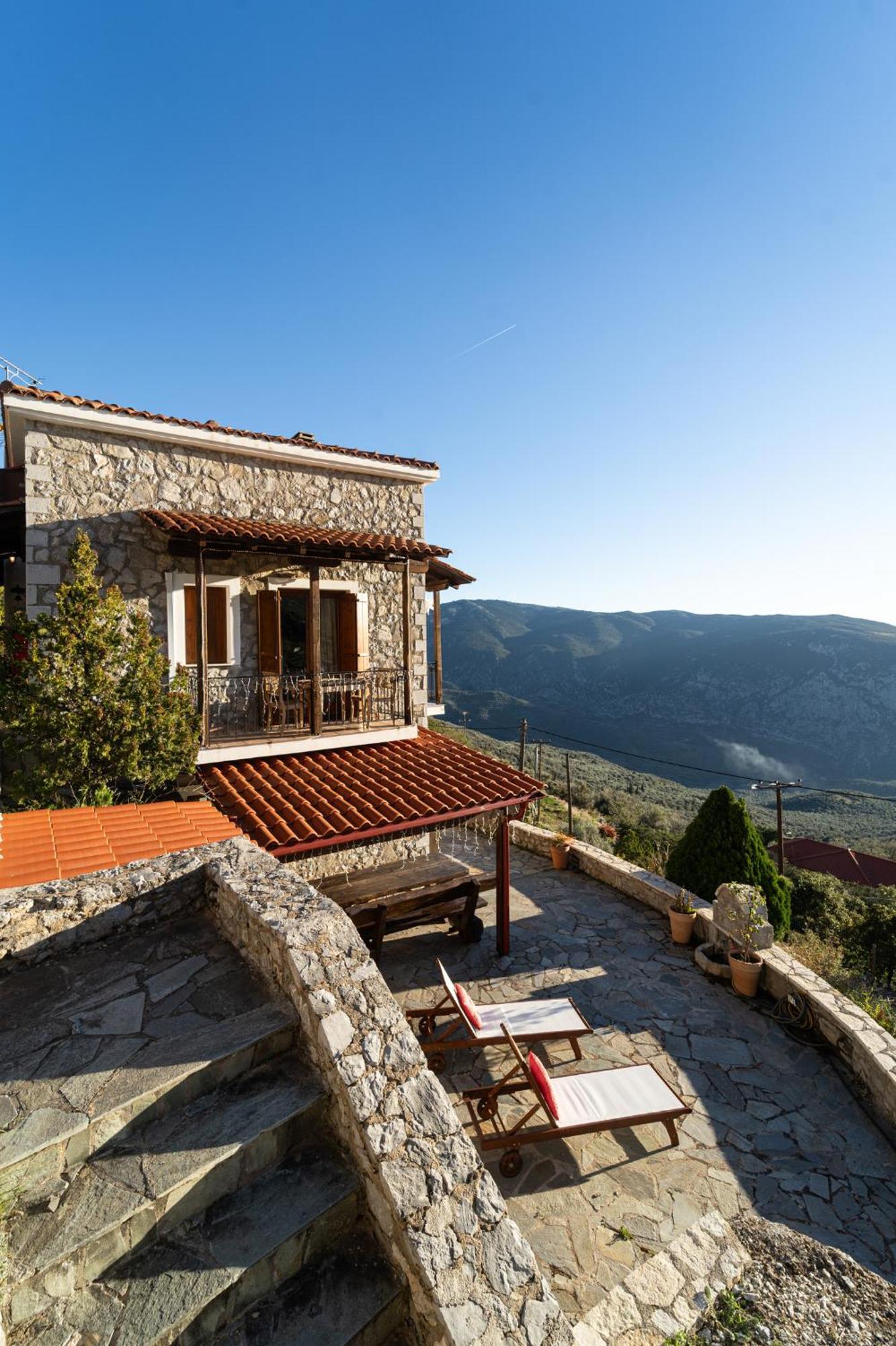 Rock Dandy Deluxe Chalet In Arachova - Delphi, Sauna, Prv Parking, Amazing View Eksteriør bilde