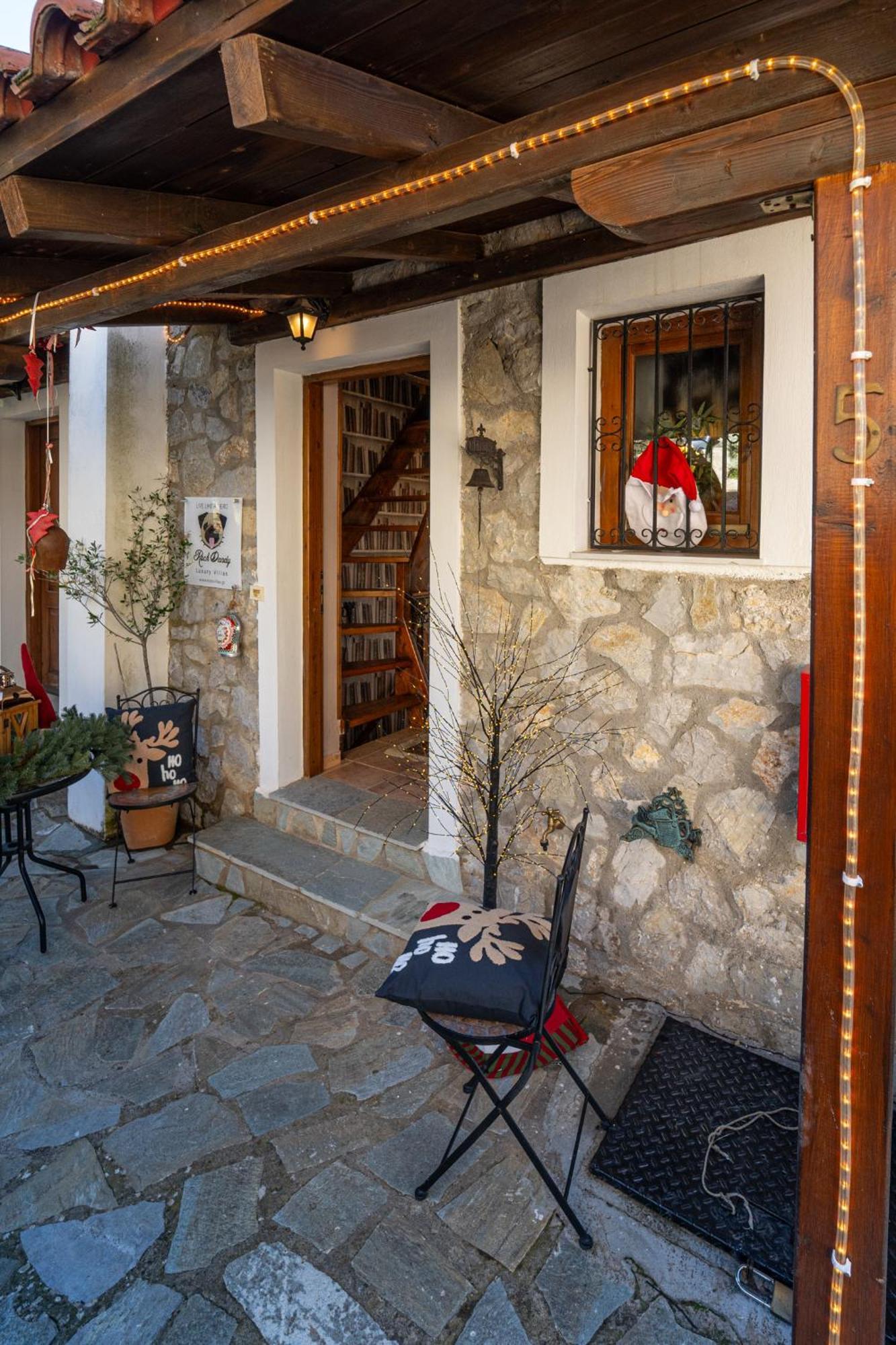 Rock Dandy Deluxe Chalet In Arachova - Delphi, Sauna, Prv Parking, Amazing View Eksteriør bilde