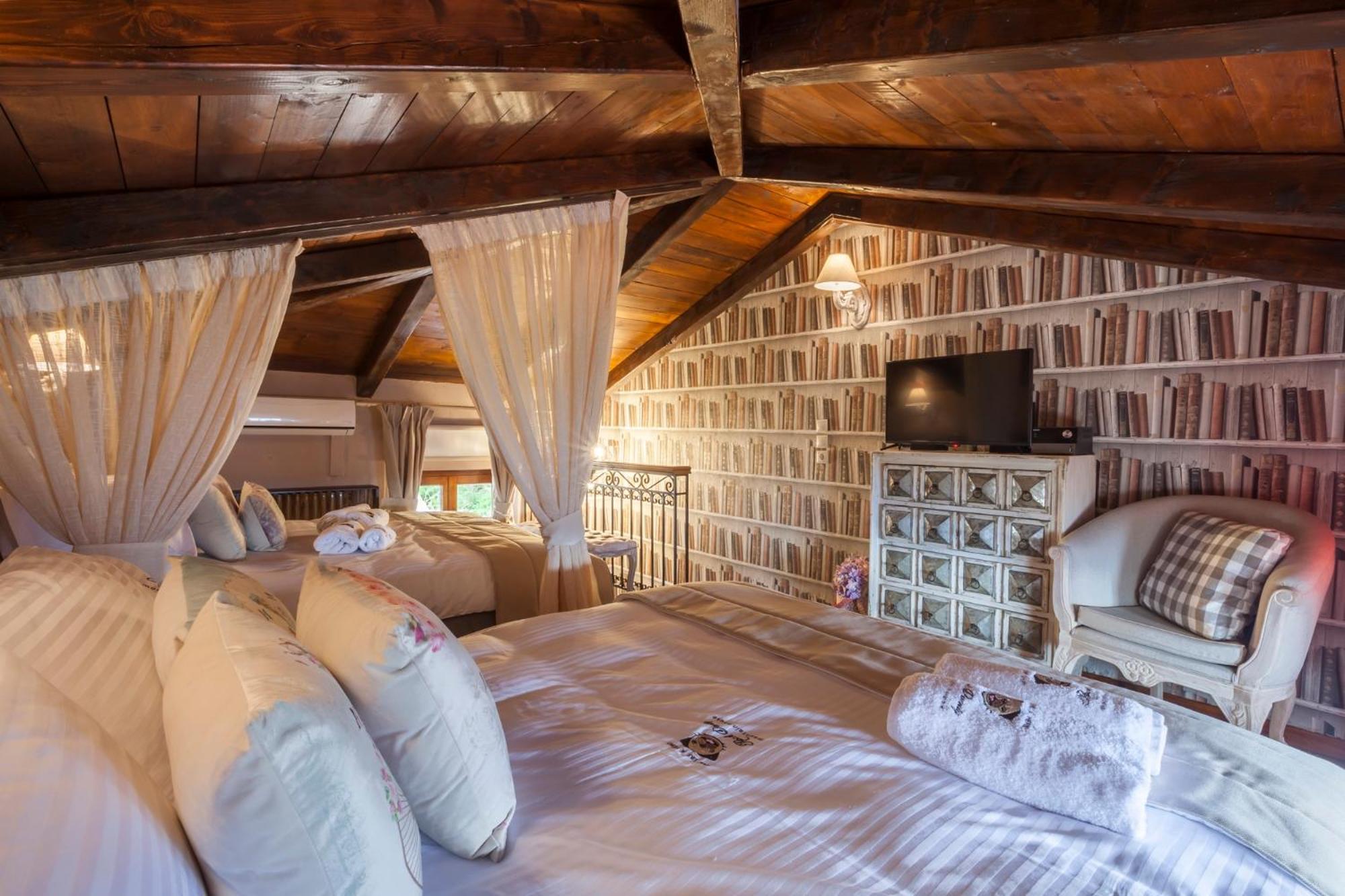 Rock Dandy Deluxe Chalet In Arachova - Delphi, Sauna, Prv Parking, Amazing View Eksteriør bilde